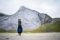 patagonia_headstand