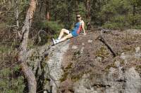 Trail-running-running-in-terrain-and-nature_4