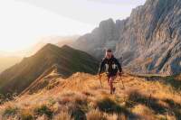 Trail-running-running-in-terrain-and-nature_14