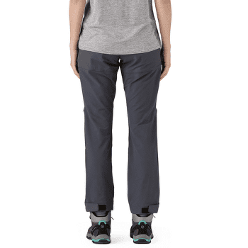 Pantalons Patagonia Terravia Peak Pants Regular Women Black