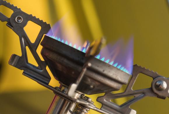 Résistance à la flamme dans le vent